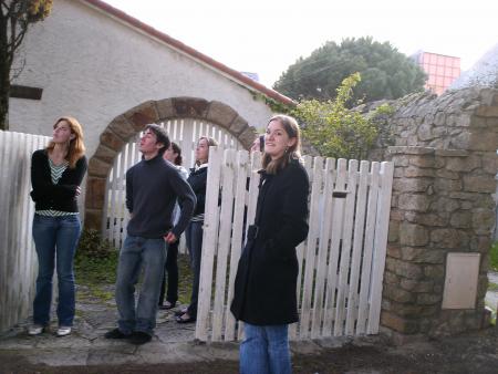 Mais que regardent-ils donc...