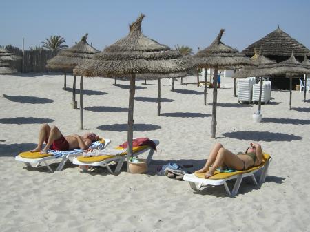 La pitite matou, elle a beaucoup bronzé sur cette plage